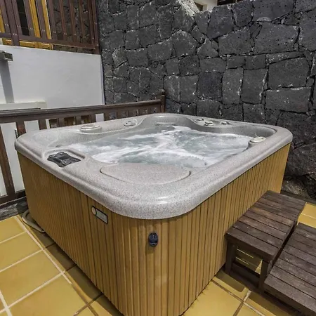Azure - Lh122 By Now Ltd Villa Playa Blanca (Lanzarote)
