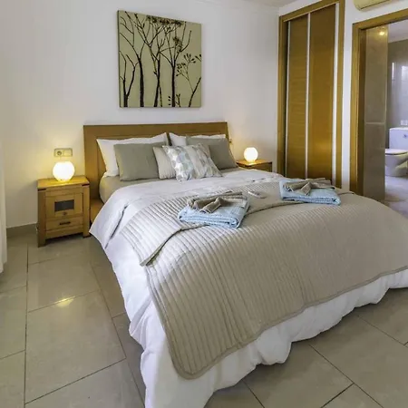 Villa Azure - Lh122 By Now Ltd