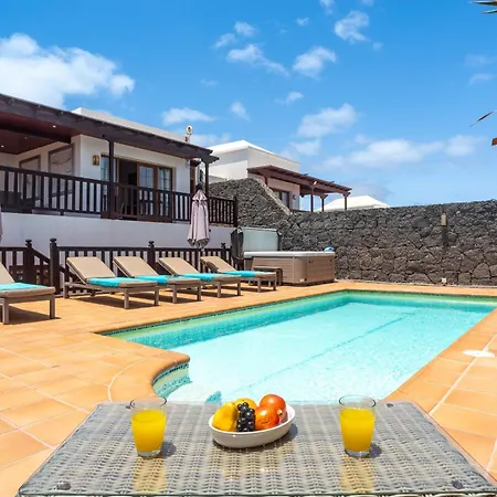 Azure - Lh122 By Now Ltd Villa Playa Blanca (Lanzarote)