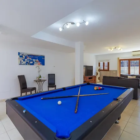 Azure - Lh122 By Now Ltd Villa Playa Blanca