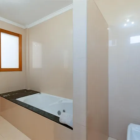 Azure - Lh122 By Now Ltd * Πλάγια Μπλάνκα